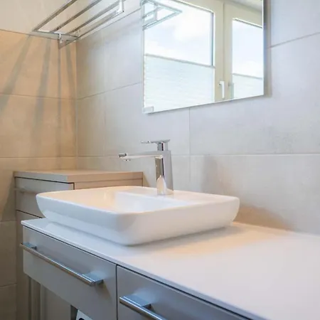 Wohnung-6-id-127 Apartment *